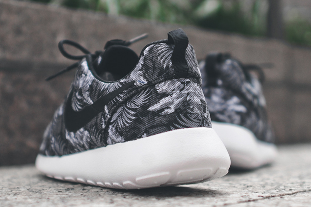 Nike Roshe Run Gpx Grey Scale 05