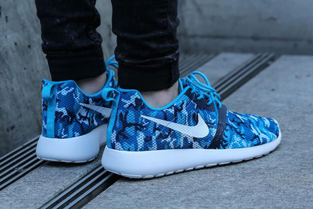 Nike Roshe Run Gs Flight Weight 04