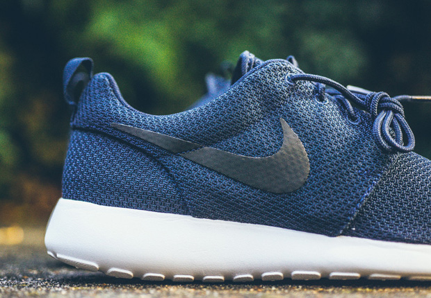 Nike Roshe Run Midnight Navy Mesh 3