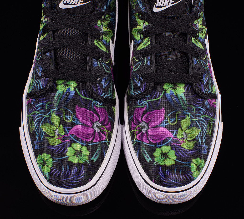 Nike Sb Toki Low Floral 04