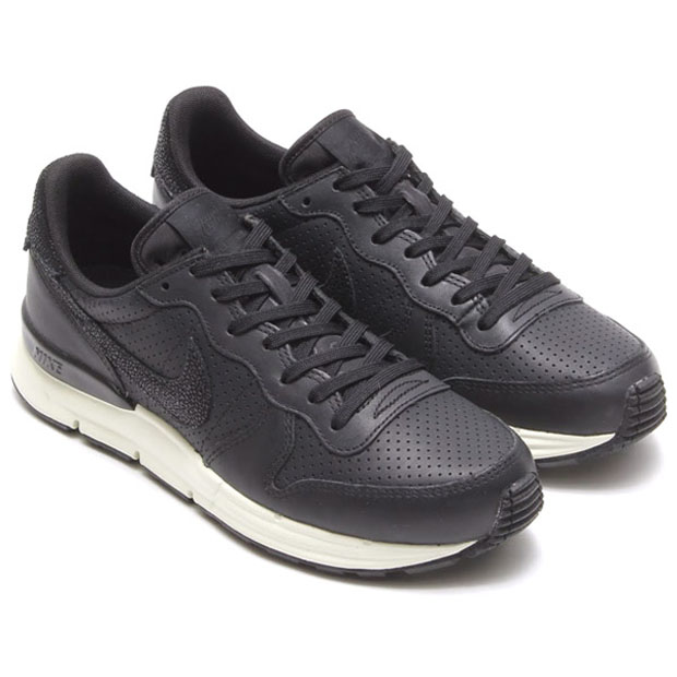 Nike Sportswear Caviar Pack 05