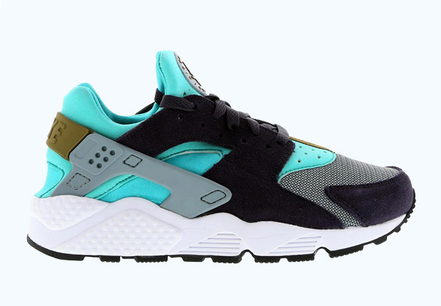 Nike Womens Air Huarache - Purple - Hyper Jade