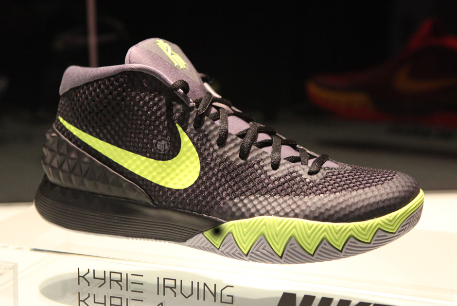 Nikeid Kyrie 1 Samples 3