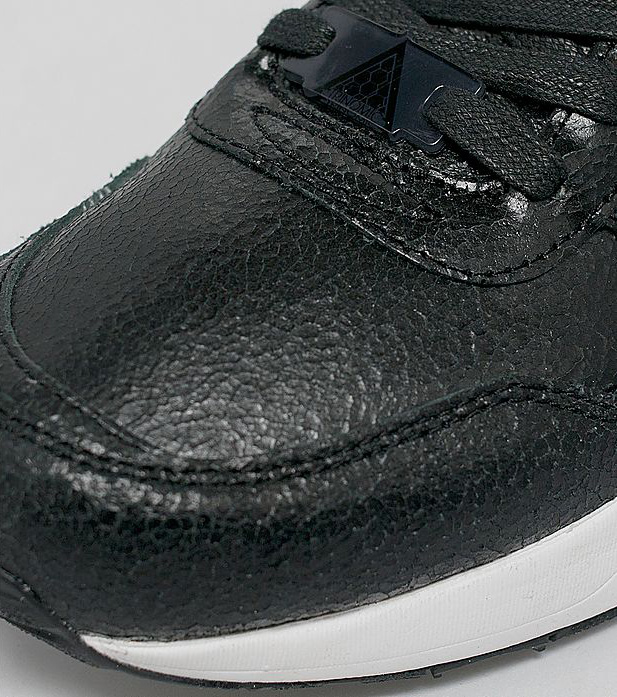 Puma R698 Crackle Pack Black 2