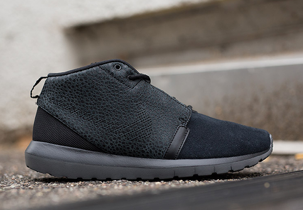 Nike Roshe Run NM Sneakerboot “Black Safari”