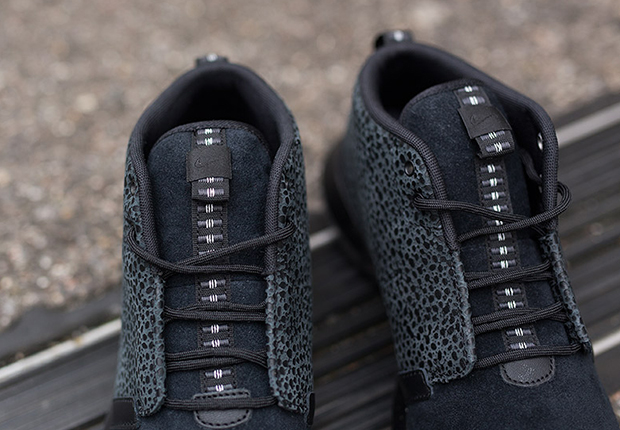 Roshe Run Sneakerbook Black Safari 6