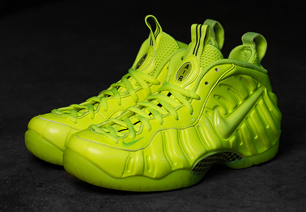 Nike Air Foamposite Pro “Volt” – Release Reminder