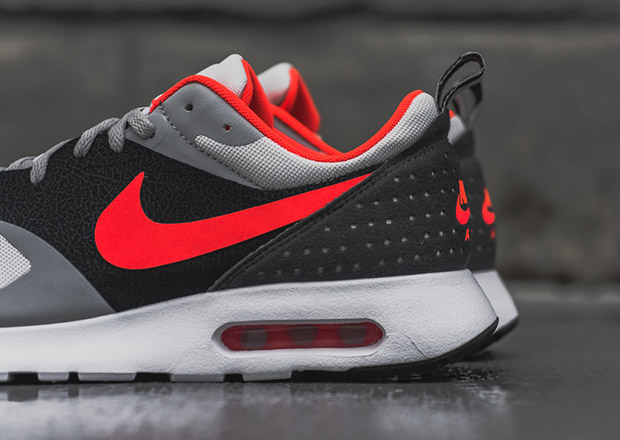 Nike Air Max Tavas Grey Bright Crimson 3