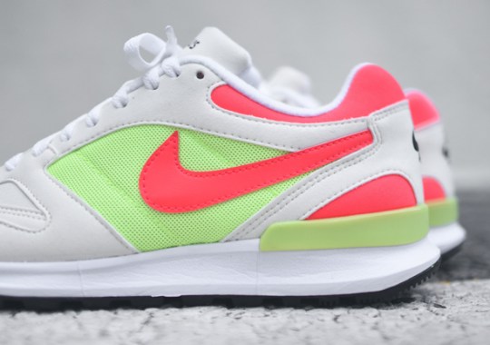 Nike Air Pegasus Racer – Hot Lime – Solar Red