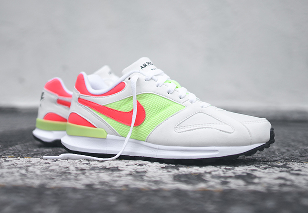 Nike Air Pegasus Racer Hot Lime Solar Red 2