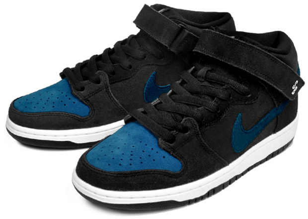 Nike Sb Dunk Mid Black Blue Force White 1