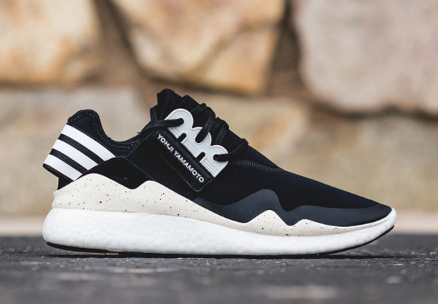 adidas Y-3 Retro Boost - Black - White