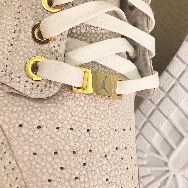 Air Jordan 1 Brooklyn White Caviar Leather 05