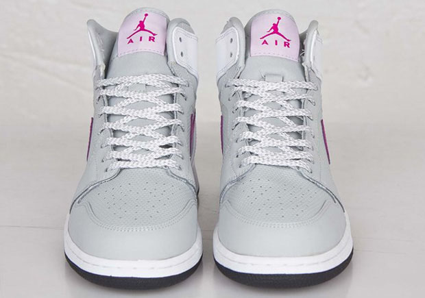 Air Jordan 1 Mid Gs Grey Mist Fuchsia Flash 03