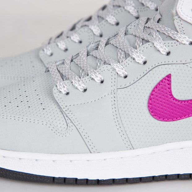 Air Jordan 1 Mid Gs Grey Mist Fuchsia Flash 06