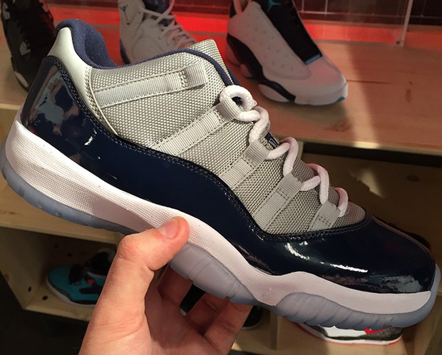 Air Jordan 11 Low Georgetown 2