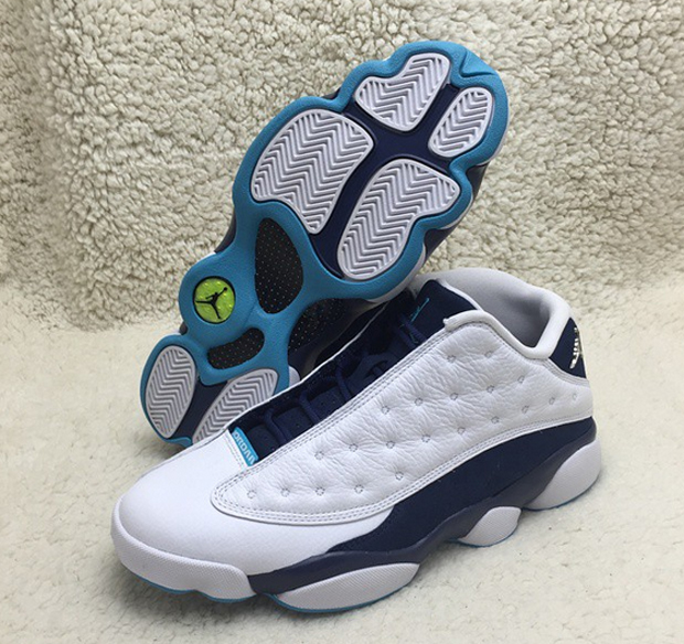 Air Jordan 13 Low Hornets 04