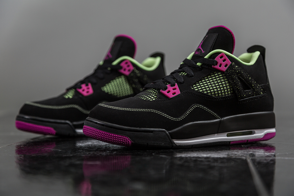 Air Jordan 4 Girls "Fuchsia" - Arriving at Retailers