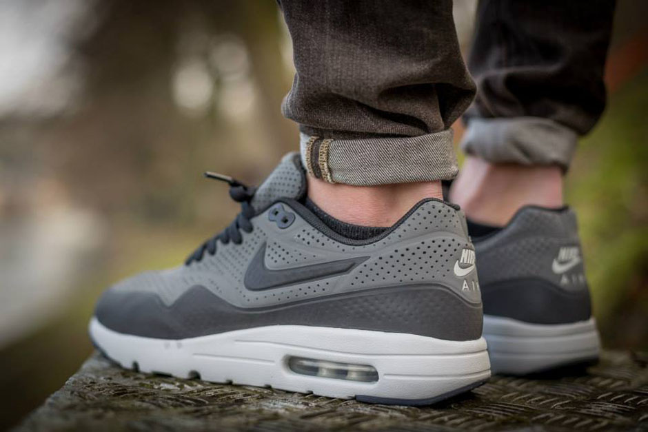 Air Max Ultra Moire On Feet Gallery 02