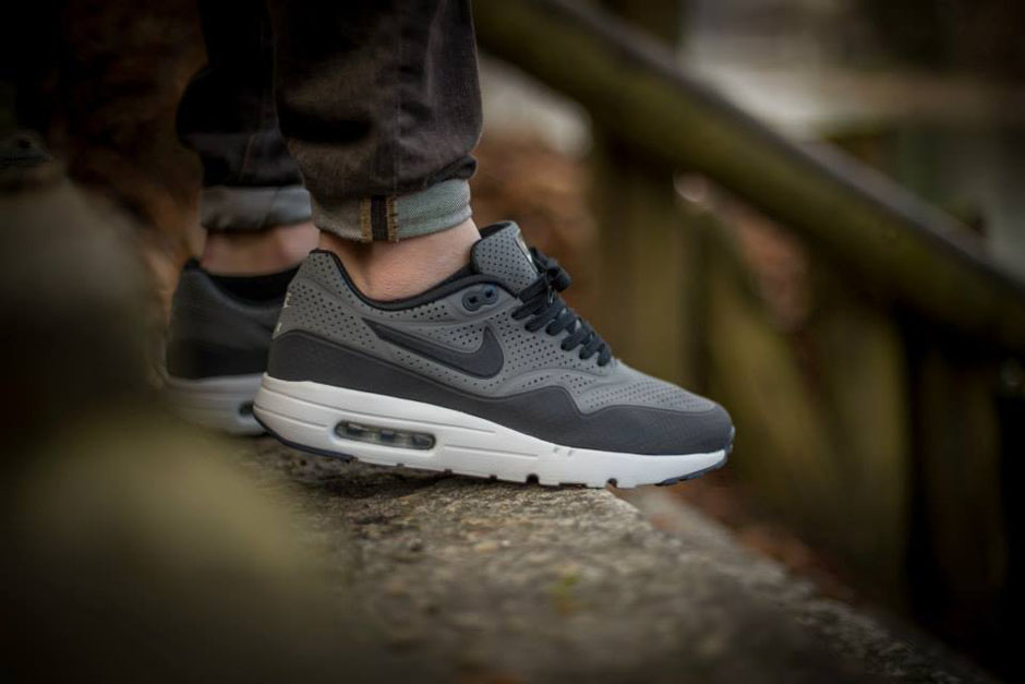 Air Max Ultra Moire On Feet Gallery 03