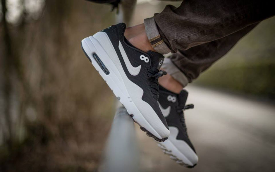 Air Max Ultra Moire On Feet Gallery 15