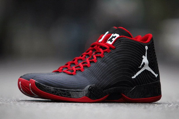 Detailed Look Air Jordan Xx9 Gym Red 02