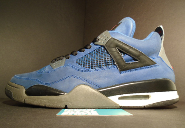 Eminem Jordan 4s 4