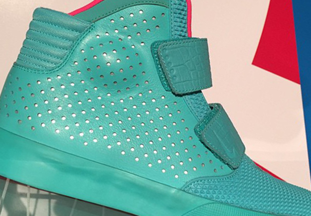 Nike Flystepper 2k3 “South Beach”