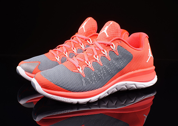 Jordan Flight Flex Trainer 2 Infrared Graphite 1