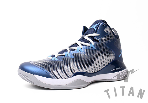 Jordan Superfly 3 White University Blue Midnight Navy 2