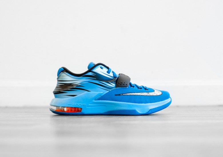 Nike KD 7 “Lacquer Blue” – Arriving at Retailers