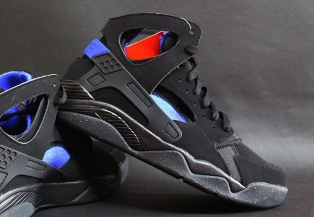 Nike Air Flight Huarache "OG Black" - Release Date