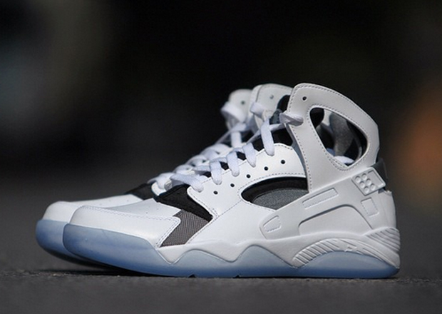 Nike Air Flight Huarache White Black Ice 1