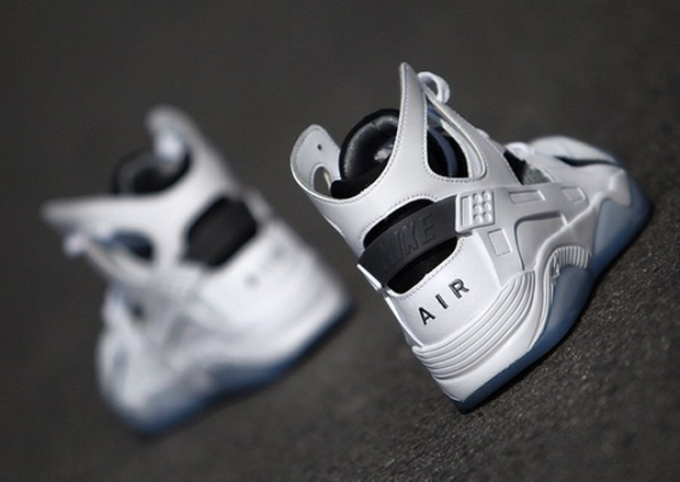 Nike Air Flight Huarache White Black Ice 3