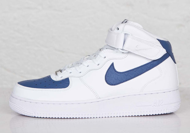 Nike Air Force 1 Mid White Blue Lagoon 02