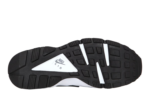 Nike Air Huarache White Metallic Silver Black 2