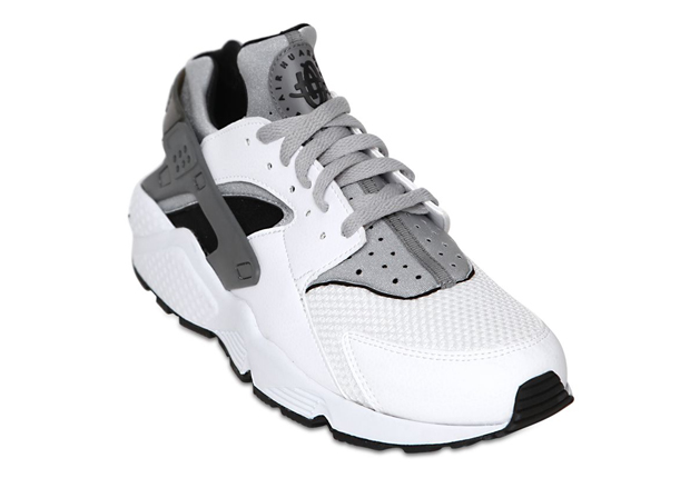 Nike Air Huarache White Metallic Silver Black 4