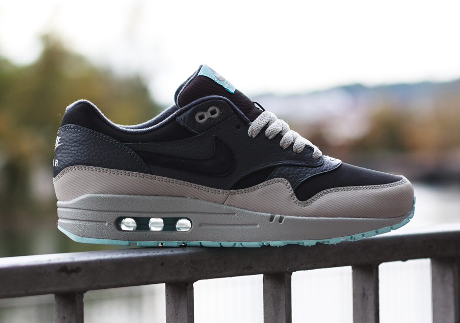 Nike Air Max 1 Leather Dark Ash Dark Grey Light Blue 15