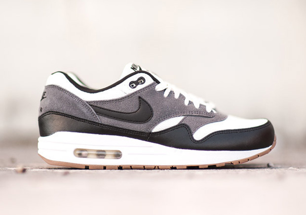 Nike Air Max 1 Sail Black Dark Grey 01