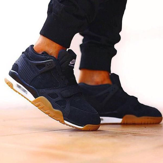 Nike Air Trainer 3 Navy Gum 02