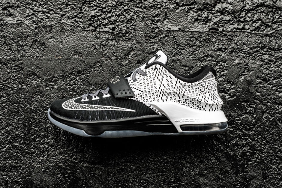 Nike KD 7 "BHM" - Arriving at Retailers