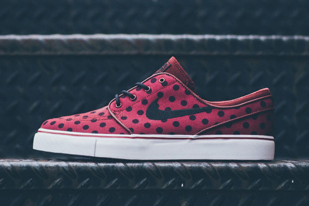 Nike Sb Stefan Janoksi Polka Dot Burgundy Black 02