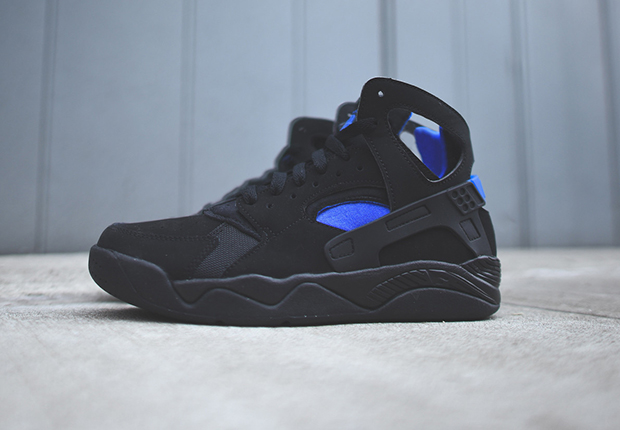 Nike Air Flight Huarache Og Black Lyon Blue Available 2