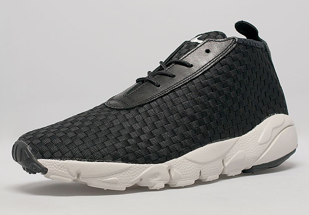 Nike Air Footscape Desert Chukka – Black – White