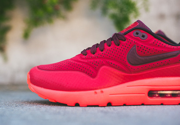 Nike Air Max 1 Ultra Moire Triple Red 3