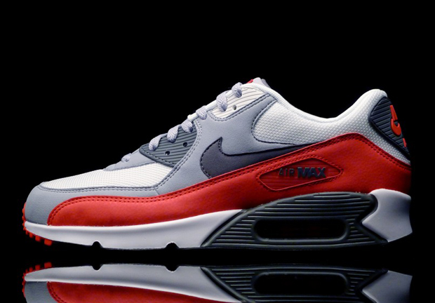 Nike Air Max 90 Essential - Wolf Grey - Challenge Red