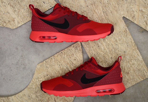 Nike Air Max Tavas University Red Available 3