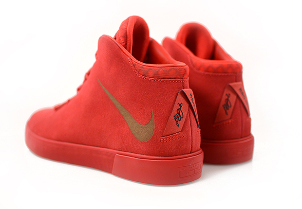 Nike Lebron 12 Nsw Lifestyle Challenge Red 2