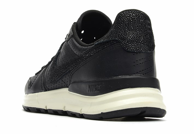 Nike Lunar Internationalist Stingray 2