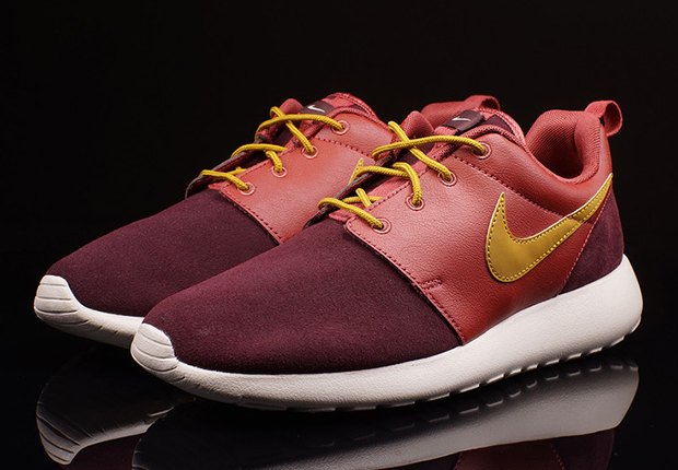 Nike Roshe Run Cedar Bronzine Deep Burgundy 1